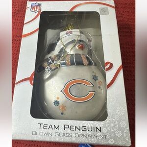 NFL Chicago Bears “Team Penguin” Blown Glass Ornament- New In Box